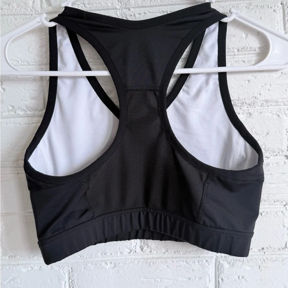 Adidas Women's Black V-Neck Sports‎ Bra